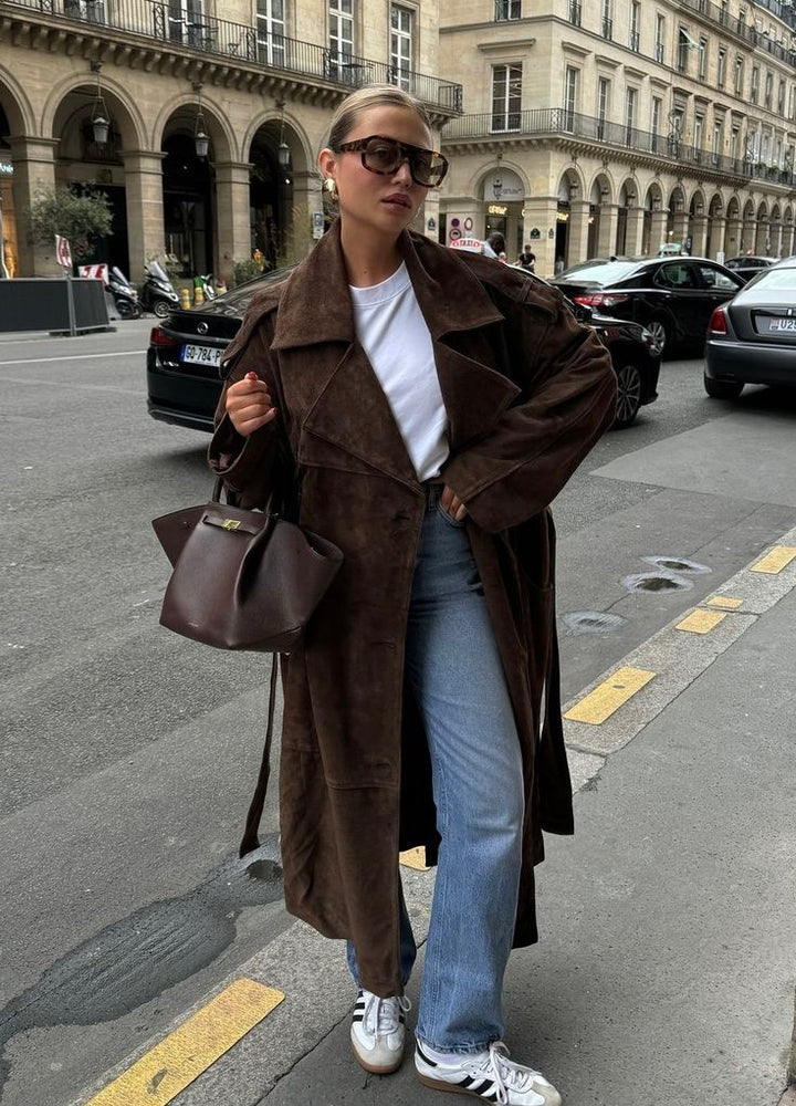 Velvet trench "Weekend Getaway" – Elegant & refined