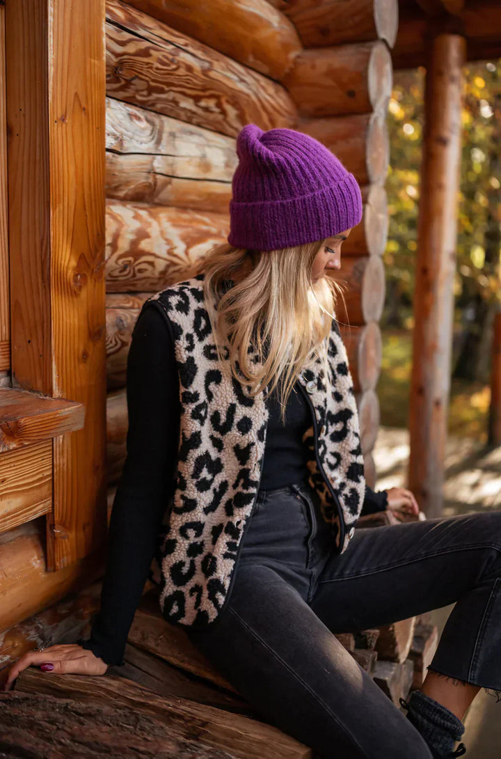 Knit vest "Cocktail Hour" – Elegant & refined